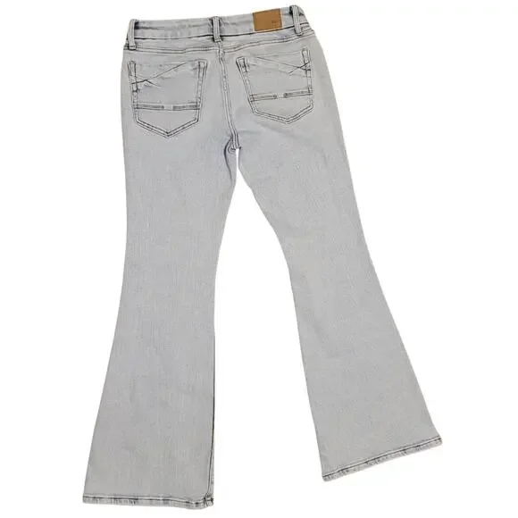 BKE Women's Stella Slim Fit Low-Rise Flare Stretch Jeans Tag 28x32 Actual 28x31 - Picture 2 of 12